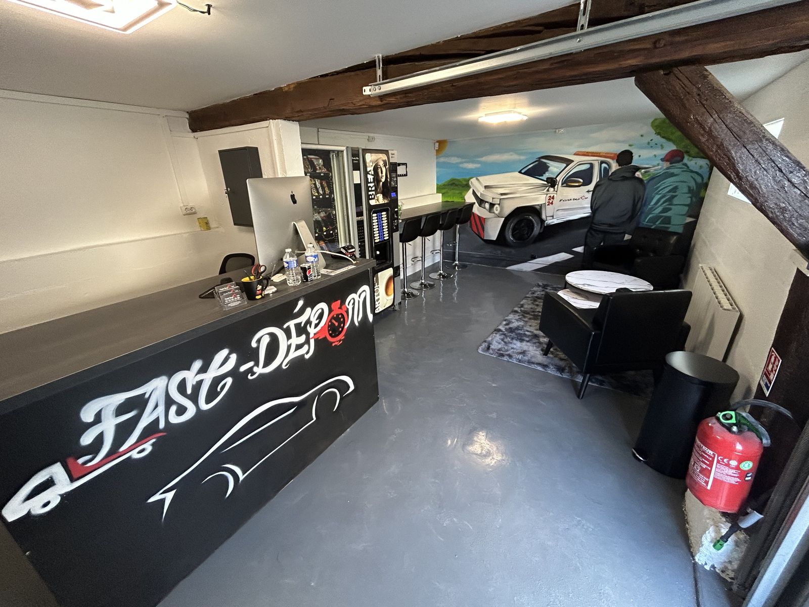 Comptoir d'accueil du garage